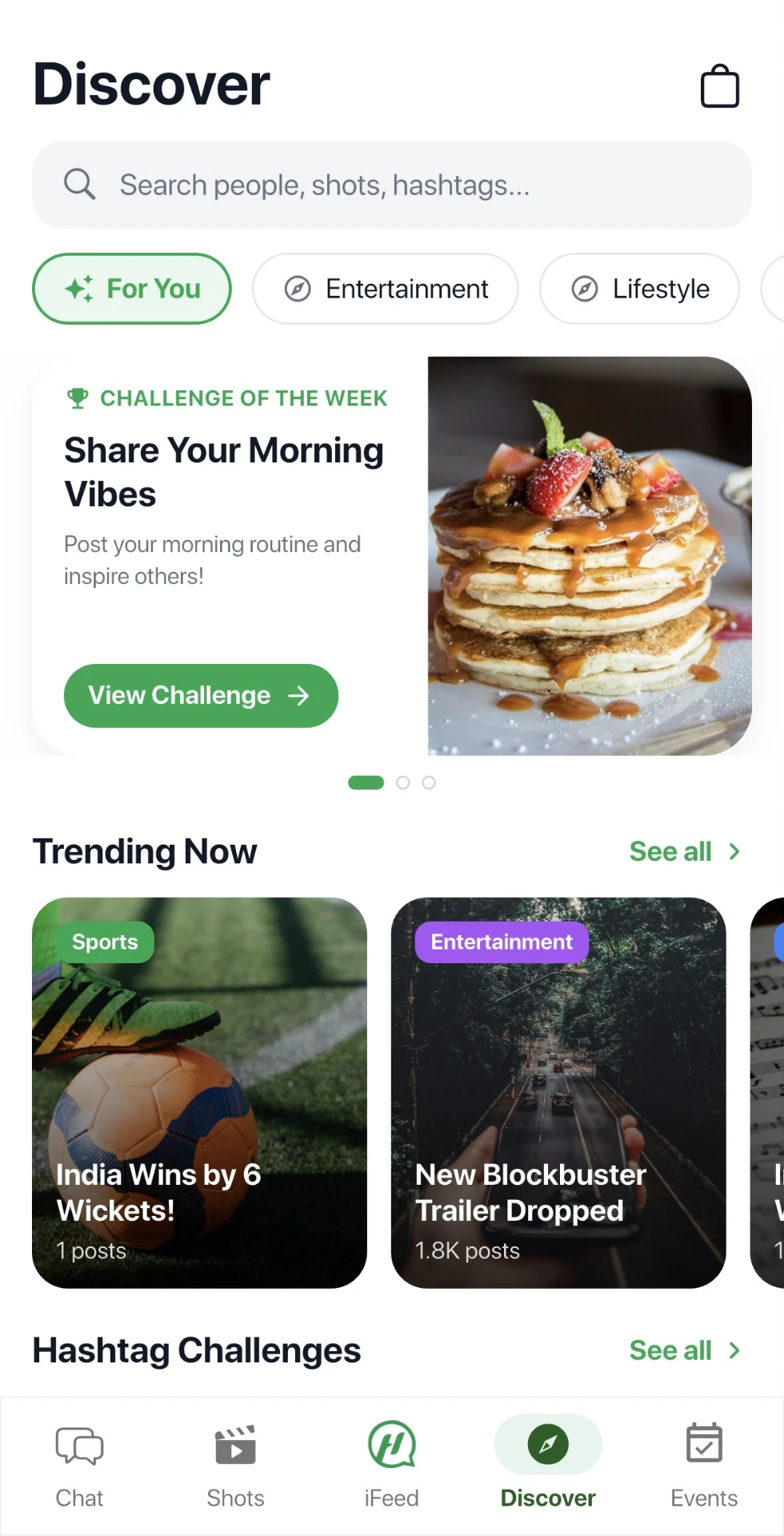 Howdy Discover screen with trending topics and challenges
